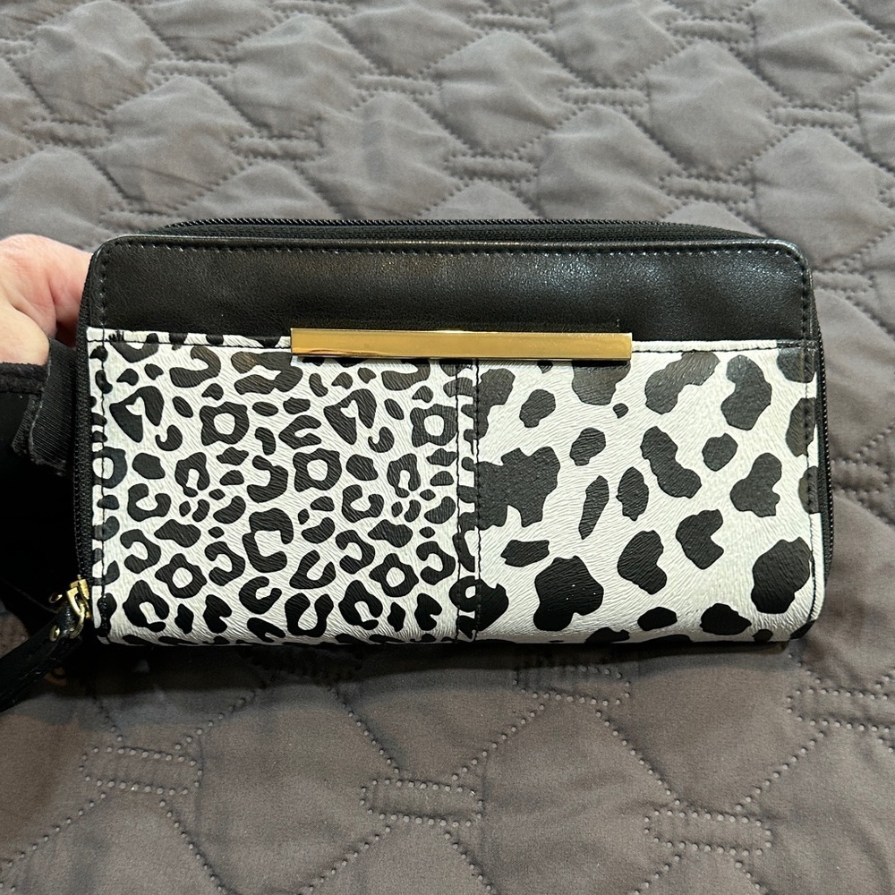 Black & White Animal Print Zip Wallet